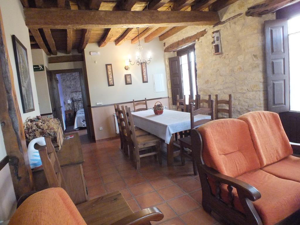 Las Casas Del Duraton Uruenas