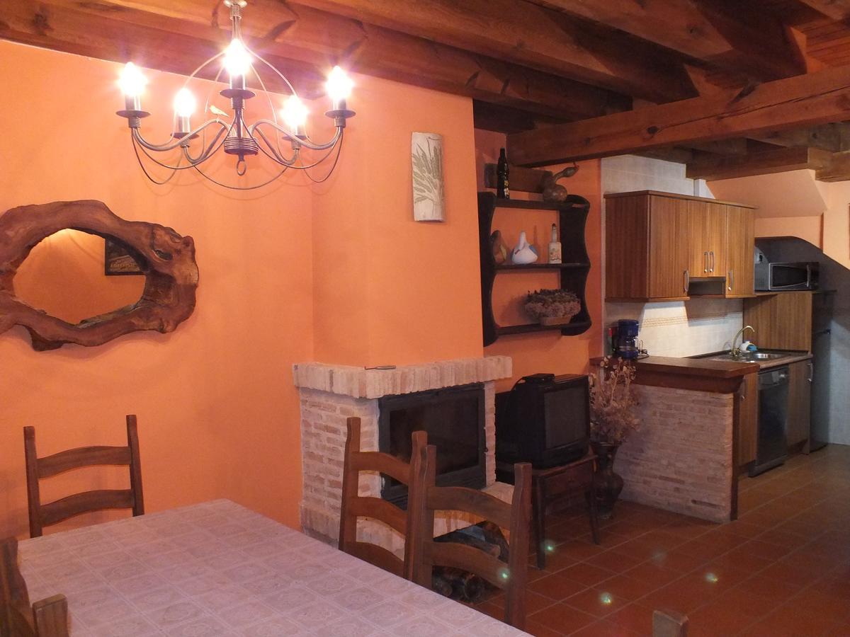 Las Casas Del Duraton Country house Uruenas
